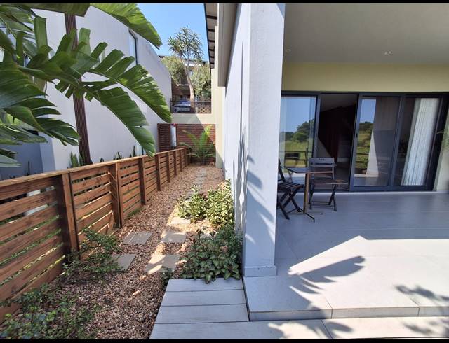 3 BEDROOM TOWNHOUSE FOR SALE IN PALM LAKES ESTATE